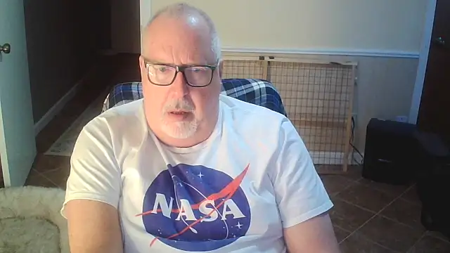 superbearboss online show from 10.20.25