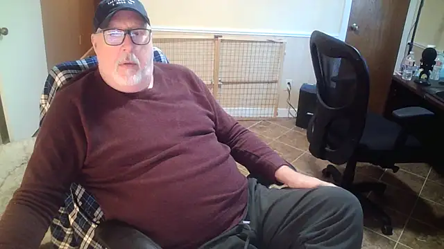 superbearboss online show from 11.05.25