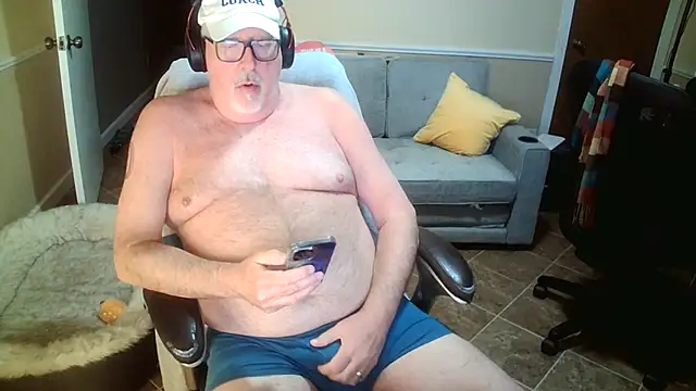 superbearboss online show from 12.20.25