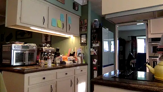 superbearboss online show from 12.20.25