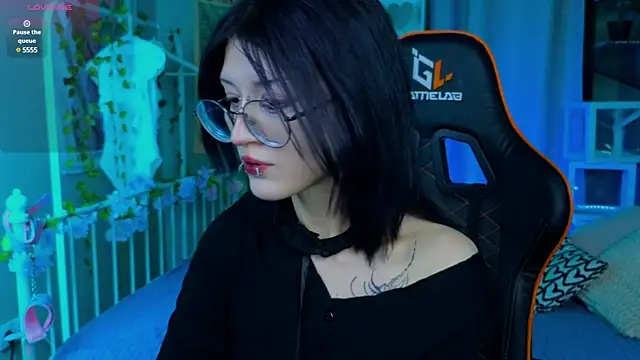 Setsunai  online show from 03.09.25