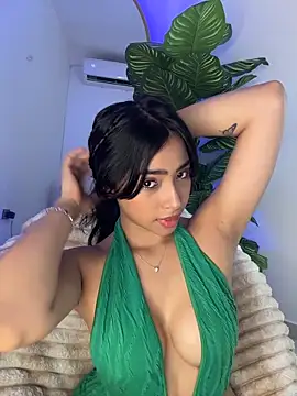  Emily Thompson  online show from 04.01.26