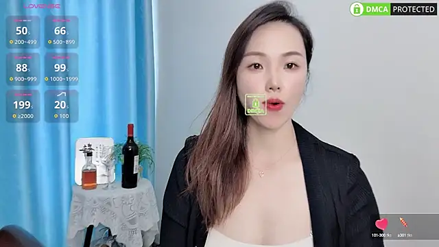 Snapshot of Dewluna chatting on 10.16.25 Dewluna online show from 10.16.25