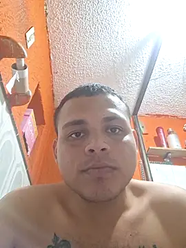 Snapshot of JAVIER_XXXTENTACION chatting on 12.01.25 JAVIER XXXTENTACION online show from 12.01.25