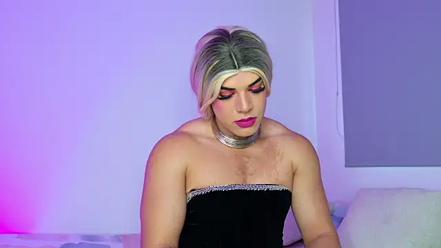 isahilton1 online show from 03.05.26