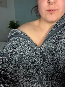 Saucy-Serenity online show from 03.13.25