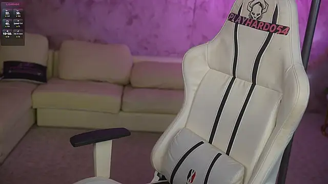 Snapshot of Billie054 chatting on 03.20.26 Billie054 online show from 03.20.26