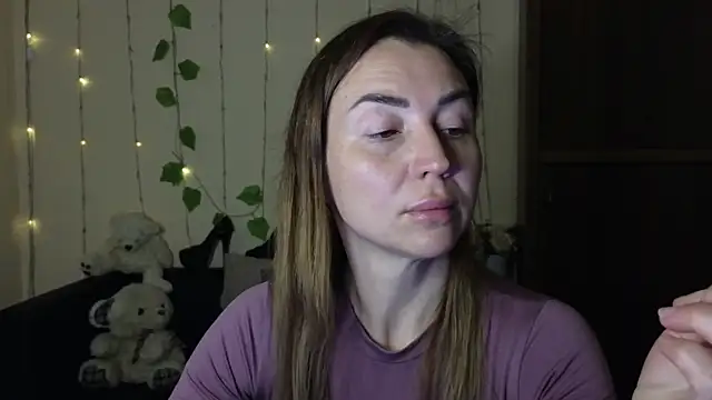 Snapshot of Kiss_julli88I chatting on 03.13.25 Kiss julli88I online show from 03.13.25