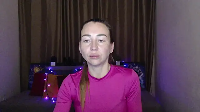 Snapshot of Kiss_julli88I chatting on 03.16.25 Kiss julli88I online show from 03.16.25