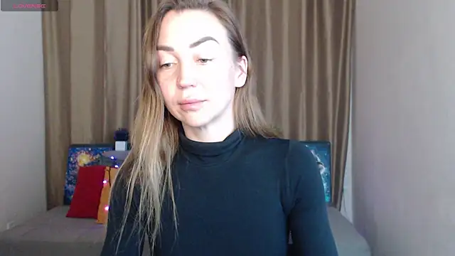 Snapshot of Kiss_julli88I chatting on 03.17.25 Kiss julli88I online show from 03.17.25