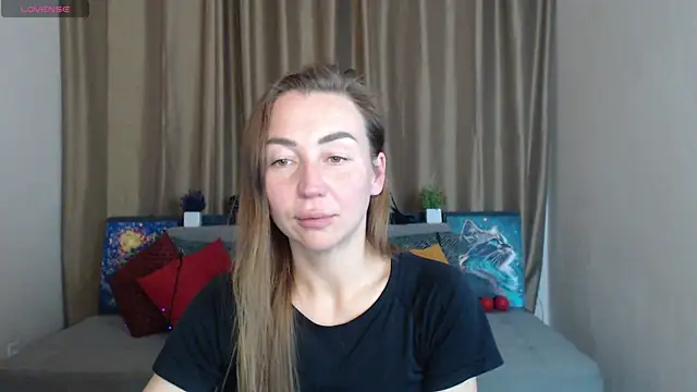 Snapshot of Kiss_julli88I chatting on 03.20.25 Kiss julli88I online show from 03.20.25