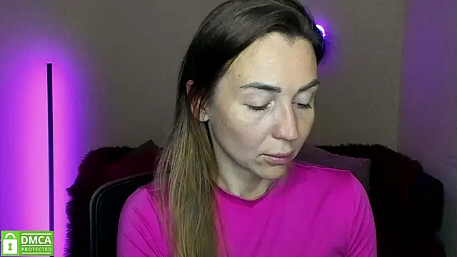 Snapshot of Kiss_julli88I chatting on 03.23.25 Kiss julli88I online show from 03.23.25