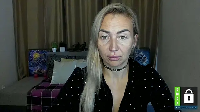 Snapshot of Kiss_julli88I chatting on 09.21.25 Kiss julli88I online show from 09.21.25