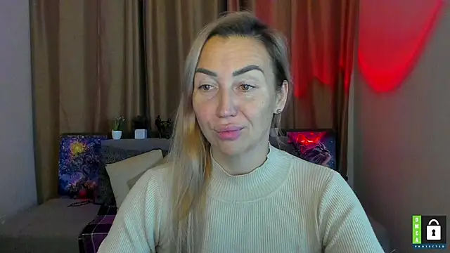 Snapshot of Kiss_julli88I chatting on 11.22.25 Kiss julli88I online show from 11.22.25