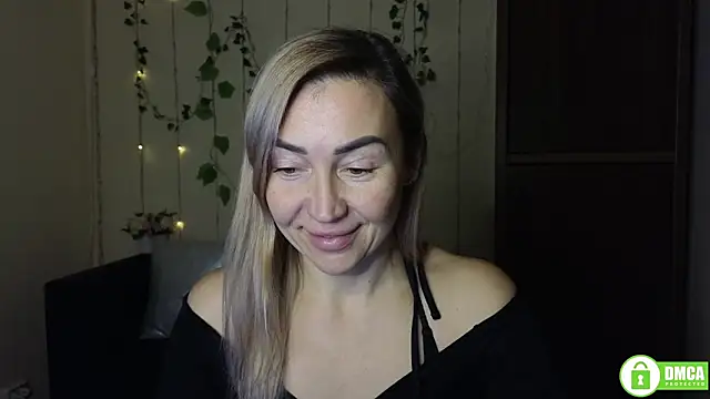 Snapshot of Kiss_julli88I chatting on 12.20.25 Kiss julli88I online show from 12.20.25