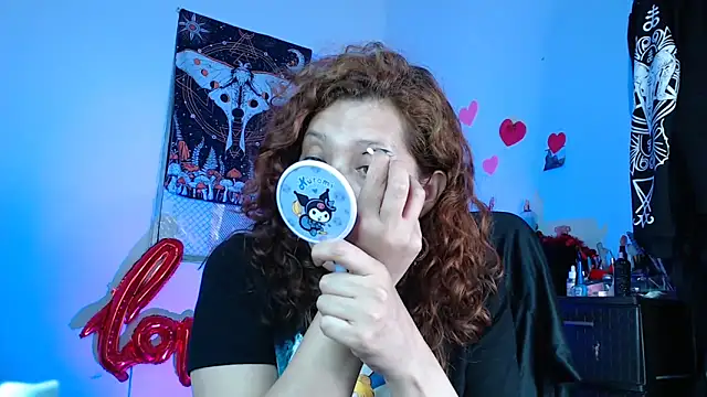 Luz delunaa online show from 02.28.26