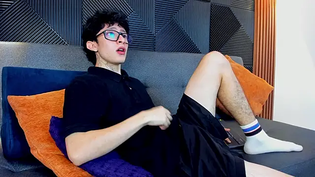 troy rouge online show from 03.13.25