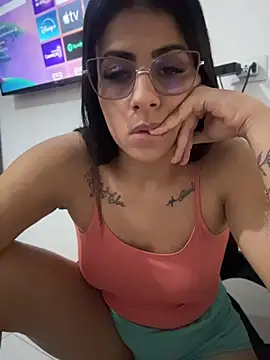 Snapshot of jheicylli chatting on 06.28.26 jheicylli online show from 06.28.26