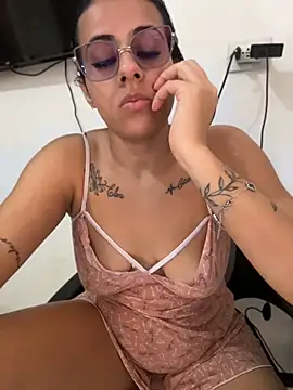 Snapshot of jheicylli chatting on 07.29.26 jheicylli online show from 07.29.26