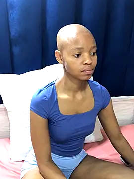 BondiBitch online show from 11.03.25