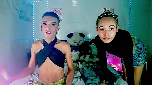 KimberlyXtreme online show from 10.16.25