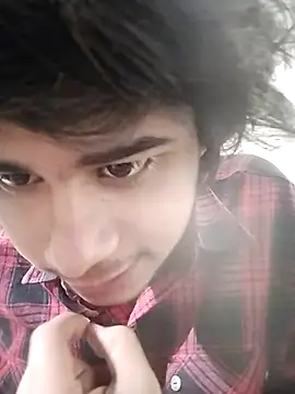 Snapshot of Young_couple6969 chatting on 03.21.25 Young couple6969 online show from 03.21.25