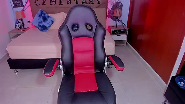 Snapshot of _Lilly_miller chatting on 11.02.25 Lilly miller online show from 11.02.25