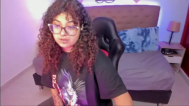 Snapshot of _Lilly_miller chatting on 12.02.25 Lilly miller online show from 12.02.25