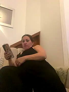 Luna-nevada online show from 12.15.25