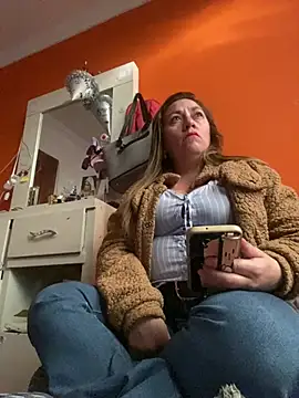 Luna-nevada online show from 02.18.26