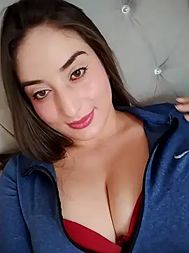 Snapshot of KARINA_FLOWER_ chatting on 10.19.25 KARINA FLOWER  online show from 10.19.25