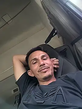 Snapshot of 252830 chatting on 02.14.26 252830 online show from 02.14.26