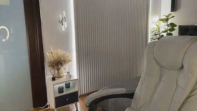 Snapshot of OhMyEmma chatting on 03.27.26 OhMyEmma online show from 03.27.26