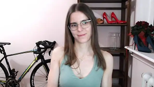 Snapshot of love_megi chatting on 01.18.26 love megi online show from 01.18.26