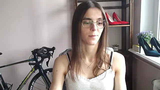 Snapshot of love_megi chatting on 02.09.26 love megi online show from 02.09.26