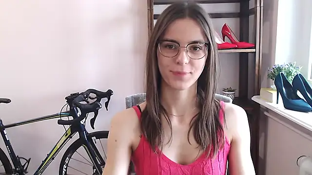 Snapshot of love_megi chatting on 02.15.26 love megi online show from 02.15.26