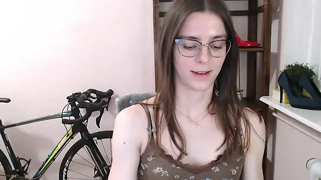 Snapshot of love_megi chatting on 03.01.26 love megi online show from 03.01.26