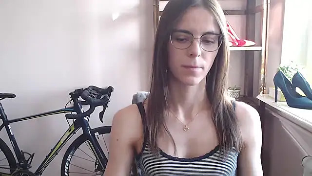 Snapshot of love_megi chatting on 03.05.26 love megi online show from 03.05.26