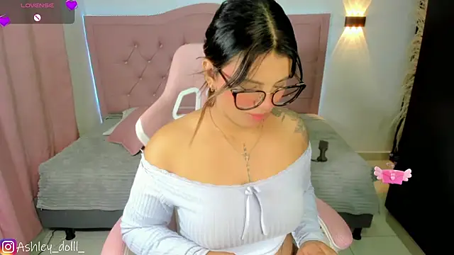 Ashley dolll online show from 06.19.26