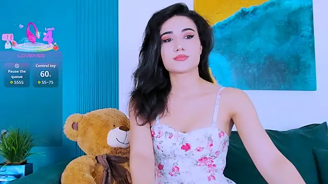 Snapshot of Maya_Rogerss chatting on 10.04.25 Maya Rogerss online show from 10.04.25