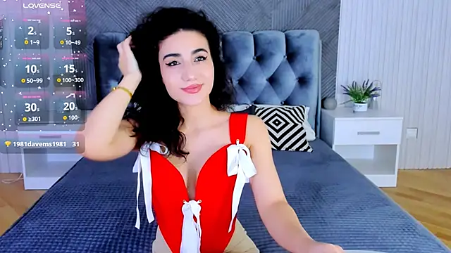 Snapshot of Maya_Rogerss chatting on 11.08.25 Maya Rogerss online show from 11.08.25