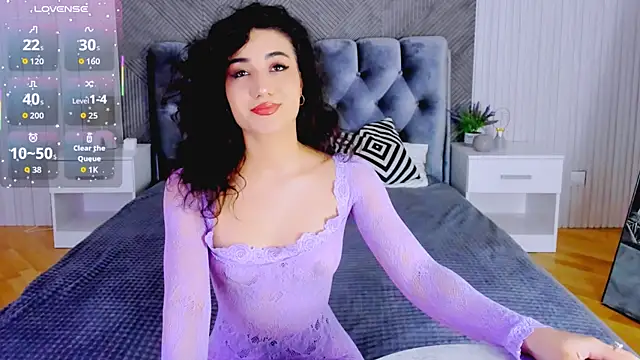 Snapshot of Maya_Rogerss chatting on 11.29.25 Maya Rogerss online show from 11.29.25