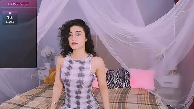 Maya Rogerss online show from 06.05.26