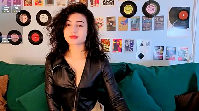 Snapshot of Maya_Rogerss chatting on 07.28.26 Maya Rogerss online show from 07.28.26