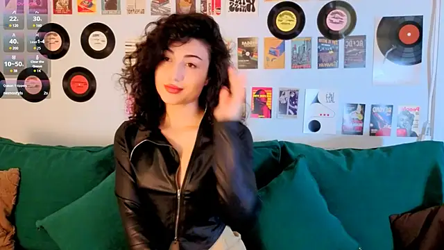 Snapshot of Maya_Rogerss chatting on 07.28.26 Maya Rogerss online show from 07.28.26