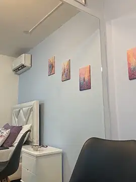 SophiaQueens online show from 06.04.26