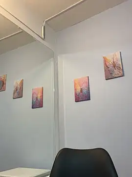 SophiaQueens online show from 06.12.26