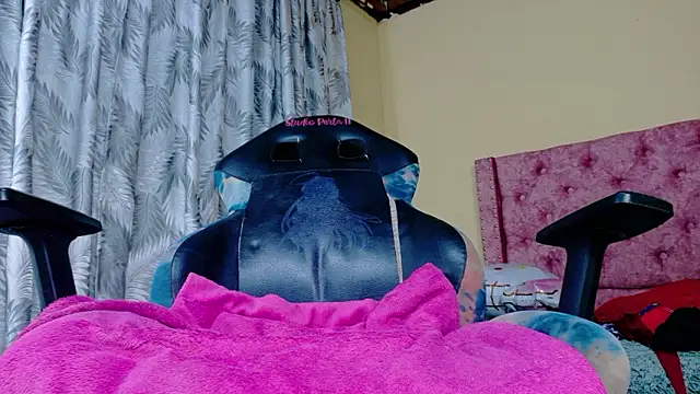 Snapshot of sweet__thang chatting on 03.21.26 sweet thang online show from 03.21.26