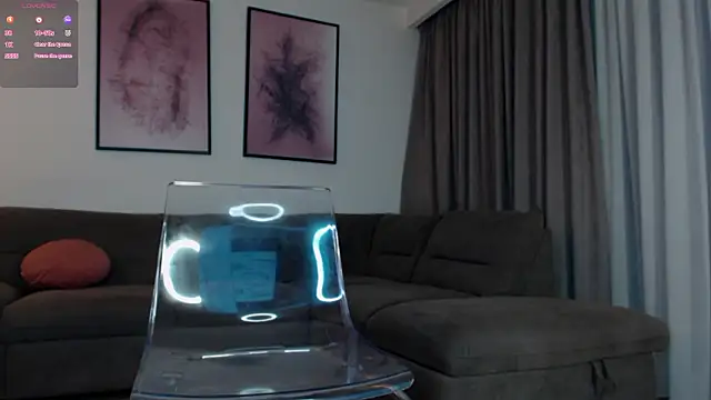 Snapshot of reinakylie chatting on 02.17.26 reinakylie online show from 02.17.26