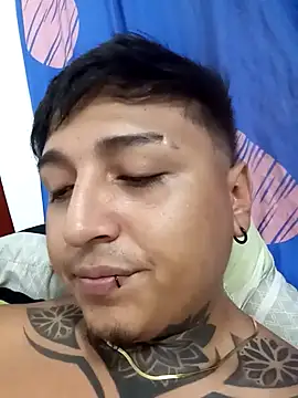 Snapshot of hot_dirty_paradise_66 chatting on 03.10.25 hot dirty paradise 66 online show from 03.10.25